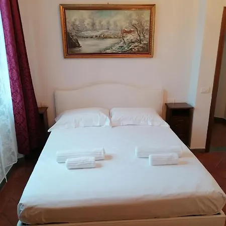 Oberdan's Paradise Lt * Florencja