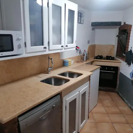 Oberdan's Paradise Lt Apartament *